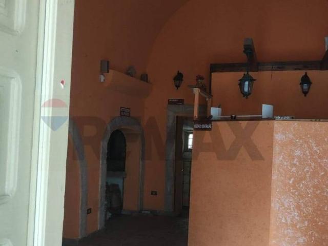 Locale Commerciale in affitto a Quartiere ebraico, Puglia