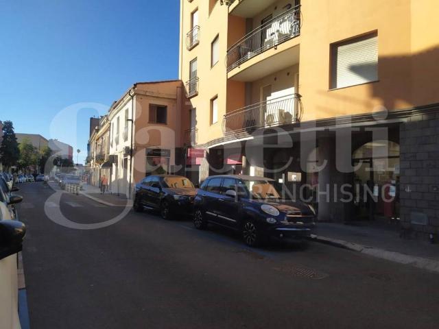 Locale Commerciale in affitto a Palazzi Saia, Oristano
