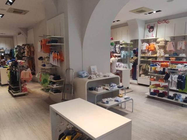 Locale Commerciale in affitto a Oristano, Sardigna/Sardegna
