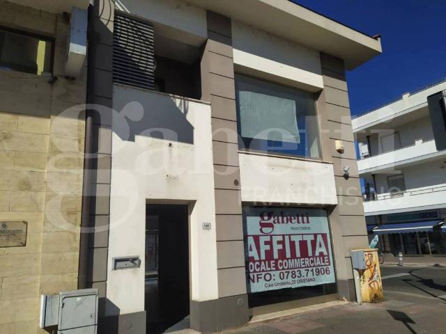 Locale Commerciale in affitto a Sa Rodia, Oristano