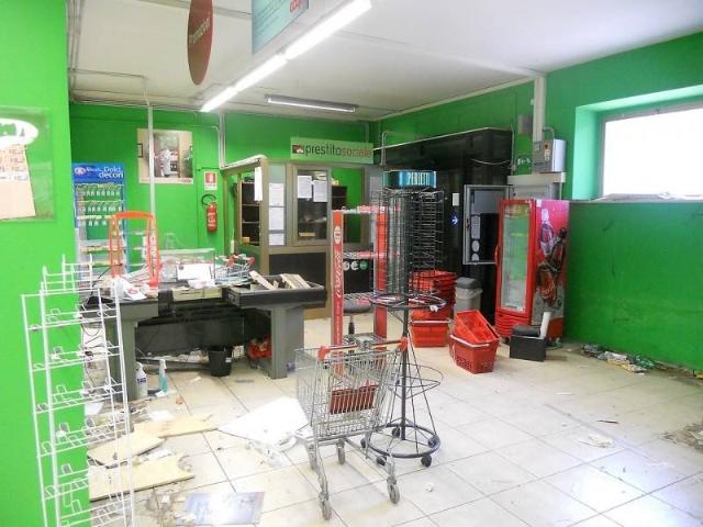 Locale Commerciale in affitto a Sferracavallo, Orvieto