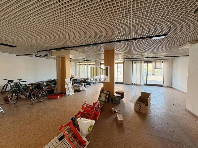 Locale Commerciale in affitto a Orvieto, Umbria
