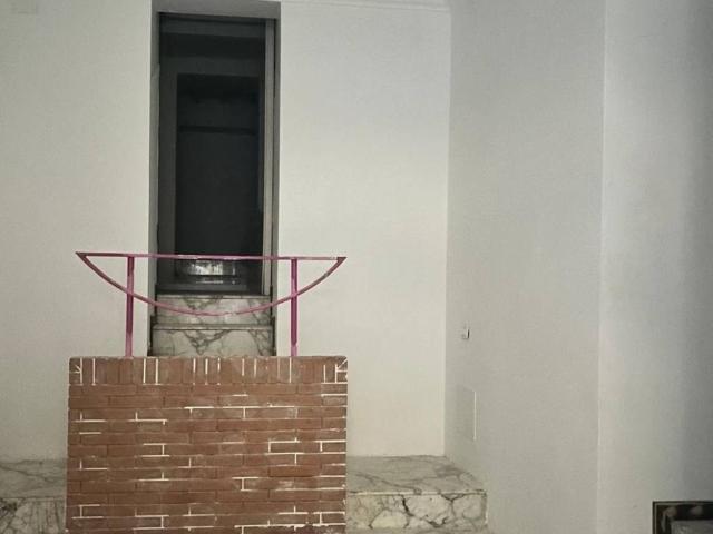 Locale Commerciale in affitto a Borgo San Giacomo, Marche