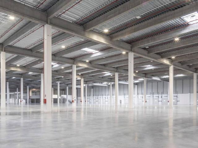 Locale Commerciale in affitto a Osio Sotto, Lombardia