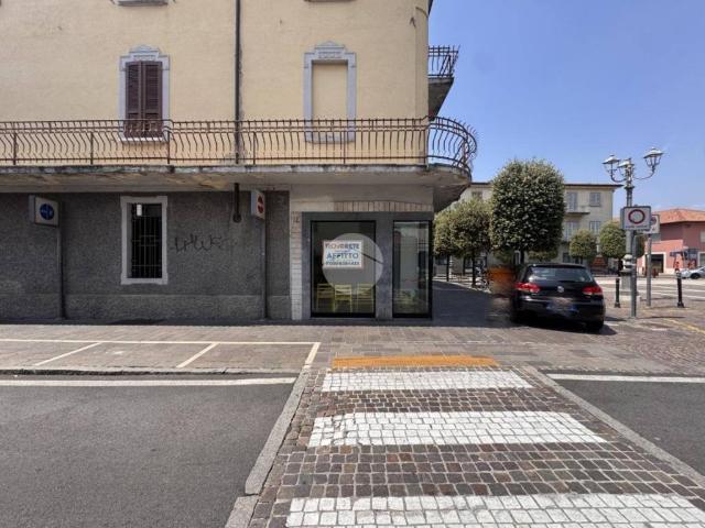 Locale Commerciale in affitto a Ospitaletto, Lombardia
