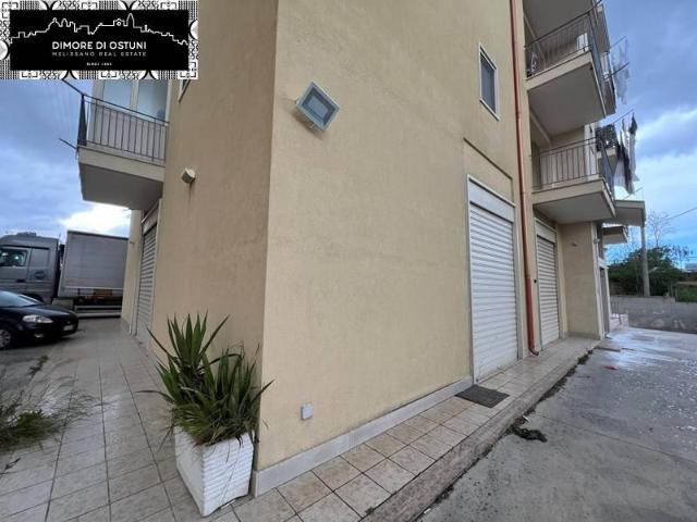 Locale Commerciale in affitto a Puglia, Brindisi