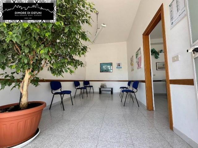 Locale Commerciale in affitto a Puglia, Brindisi
