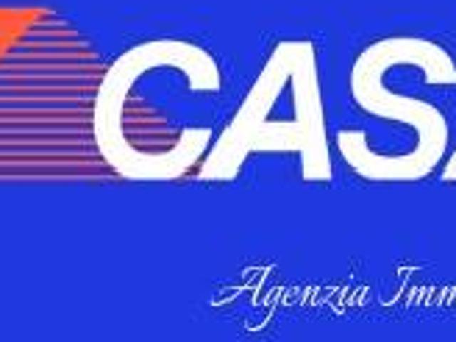 Locale Commerciale in affitto a Puglia, Lecce