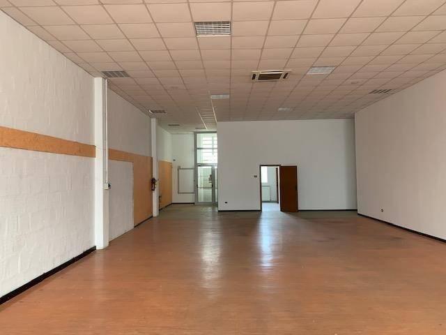 Locale Commerciale in affitto a Unione dei comuni Savena-Idice, Ozzano Dell'emilia