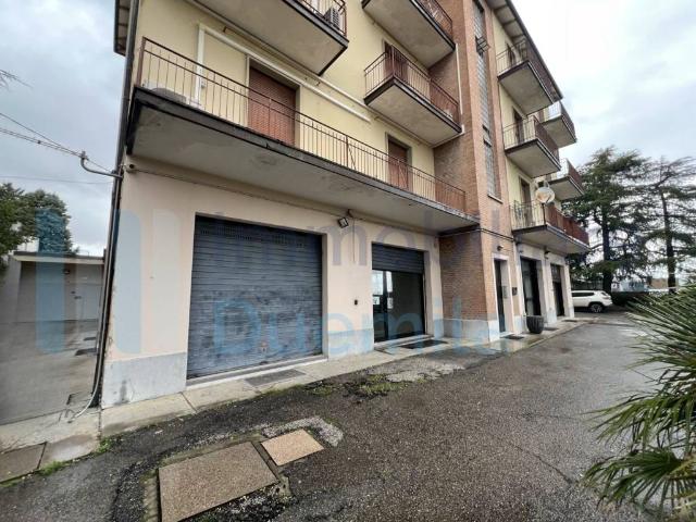 Locale Commerciale in affitto a Unione dei comuni Savena-Idice, Ozzano Dell'emilia
