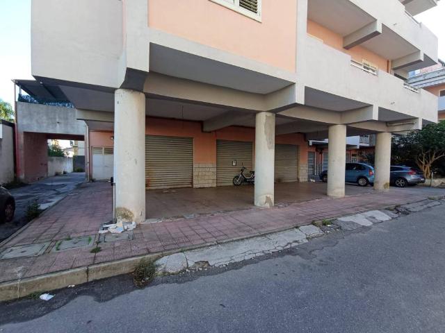 Locale Commerciale in affitto a Pace Del Mela, Sicilia