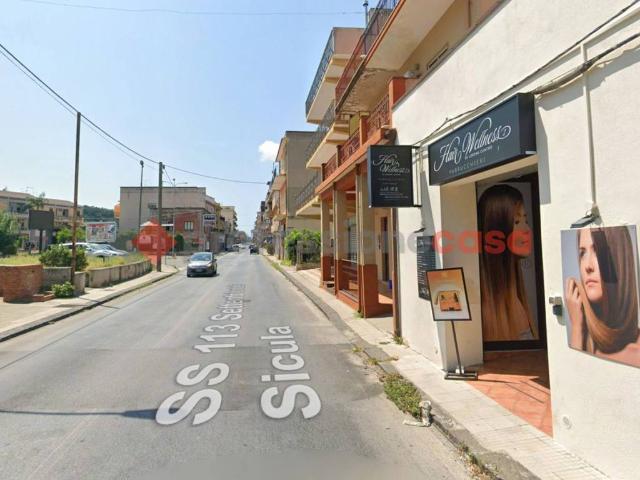 Locale Commerciale in affitto a Pace Del Mela, Sicilia