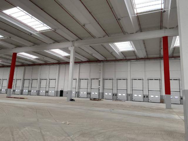 Locale Commerciale in affitto a Zona Omogenea Milano Nord, Paderno Dugnano