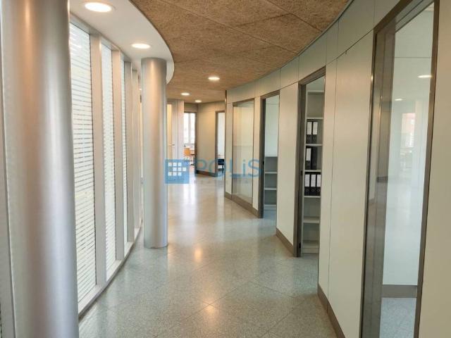 Locale Commerciale in affitto a Camin, Padova