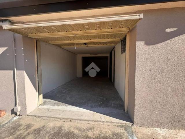 Locale Commerciale in affitto a Sant'Osvaldo, Padova