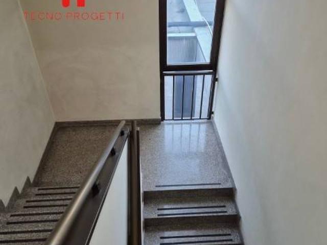 Locale Commerciale in affitto a Camin, Padova