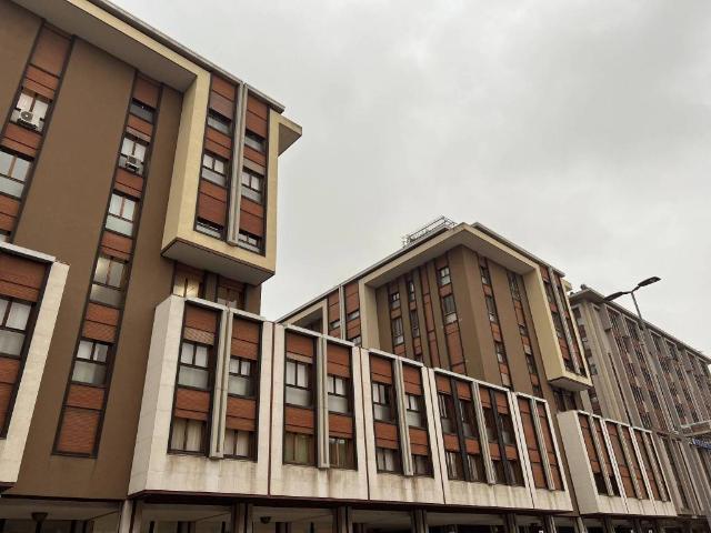 Locale Commerciale in affitto a Padova, Arcella