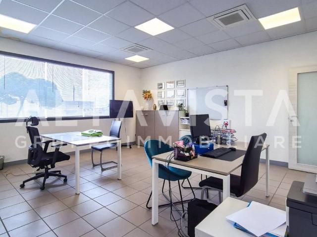 Locale Commerciale in affitto a Comunità montana della Valle Sabbia, Paitone