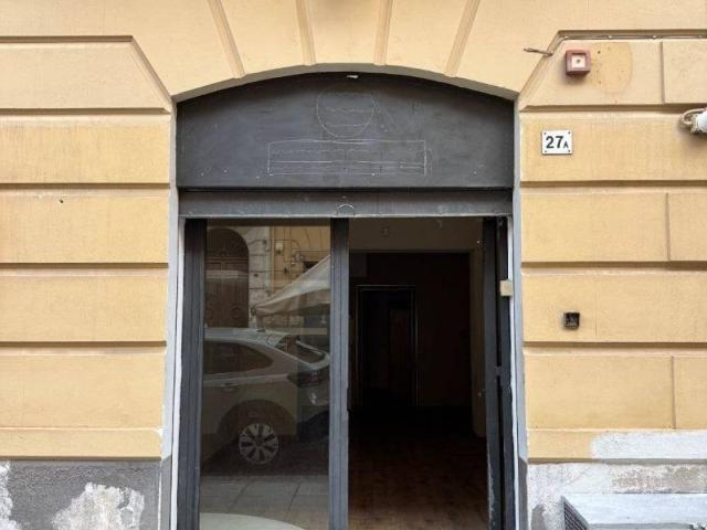 Locale Commerciale in affitto a VIII Circoscrizione, Palermo
