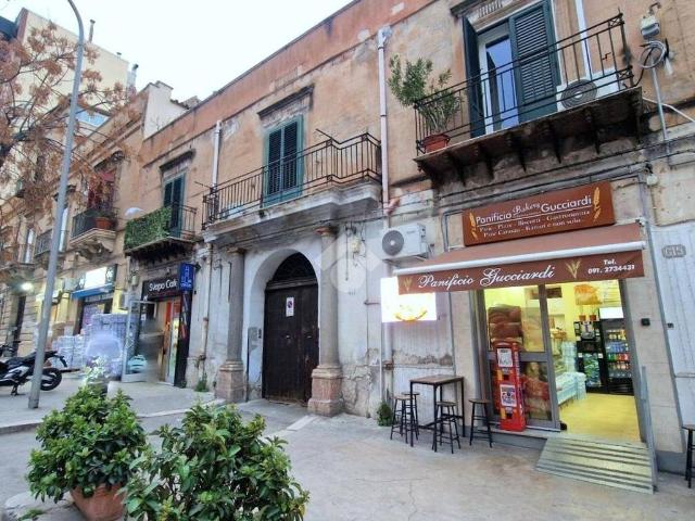 Locale Commerciale in affitto a IV Circoscrizione, Palermo
