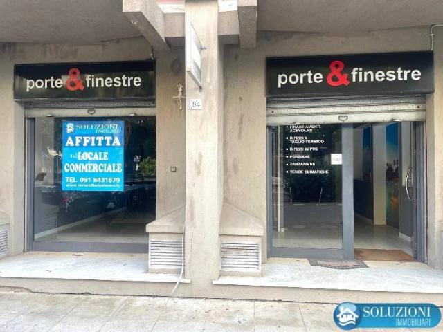 Locale Commerciale in affitto a VIII Circoscrizione, Palermo