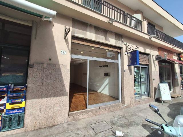 Locale Commerciale in affitto a VII Circoscrizione, Palermo