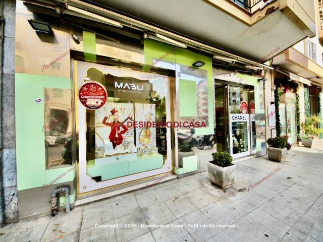 Locale Commerciale in affitto a VIII Circoscrizione, Palermo