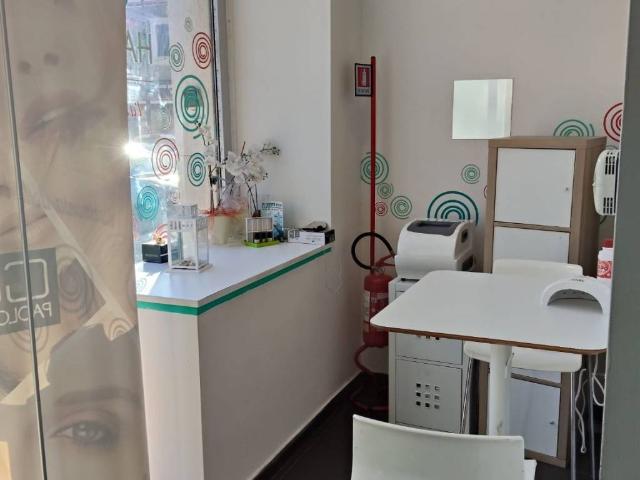 Locale Commerciale in affitto a VIII Circoscrizione, Palermo