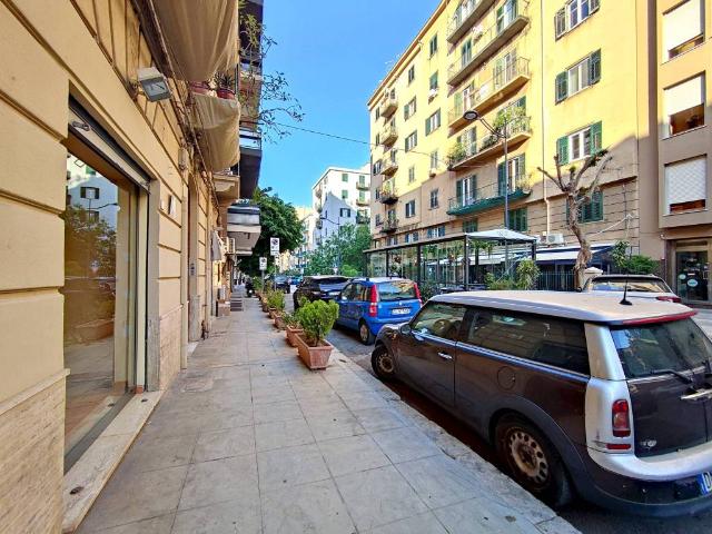 Locale Commerciale in affitto a VIII Circoscrizione, Palermo