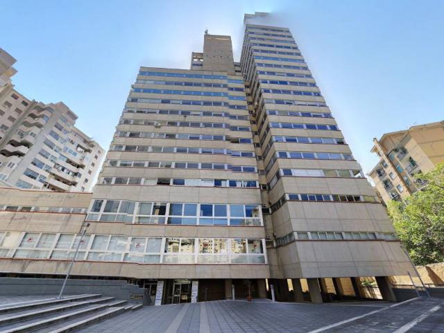 Locale Commerciale in affitto a VI Circoscrizione, Palermo
