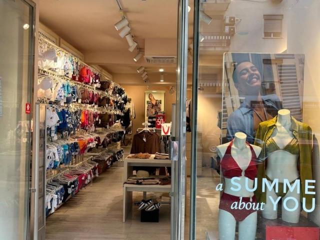 Locale Commerciale in affitto a IV Circoscrizione, Palermo
