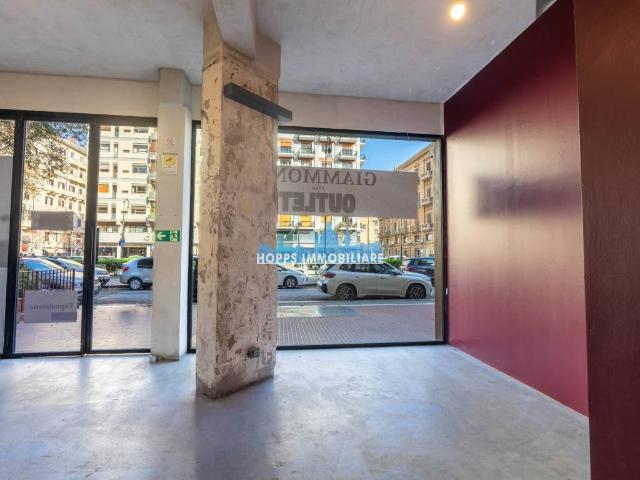 Locale Commerciale in affitto a VIII Circoscrizione, Palermo