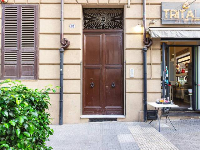 Locale Commerciale in affitto a VIII Circoscrizione, Palermo