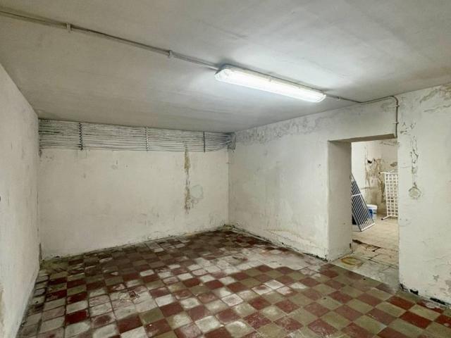 Locale Commerciale in affitto a VIII Circoscrizione, Palermo