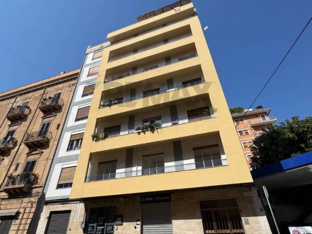 Locale Commerciale in affitto a VIII Circoscrizione, Palermo