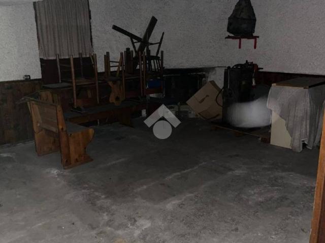 Locale Commerciale in affitto a San Lorenzo, Parabiago
