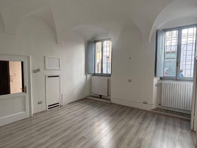 Locale Commerciale in affitto a Parma Centro, Sorbolo