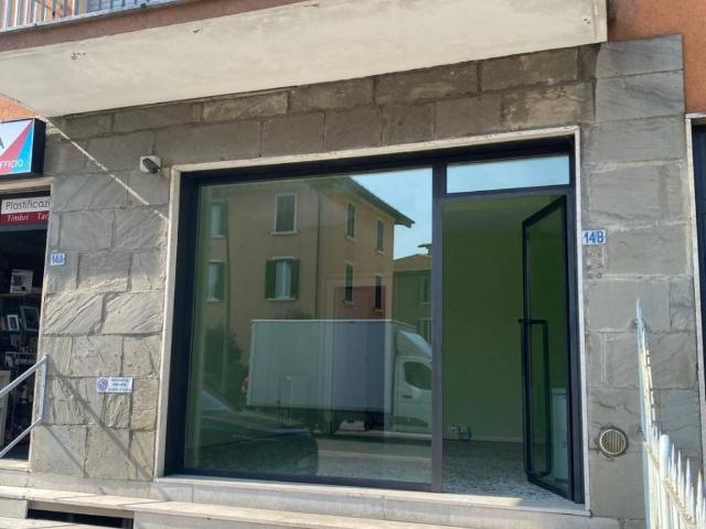 Locale Commerciale in affitto a Sorbolo, Reggio Emilia