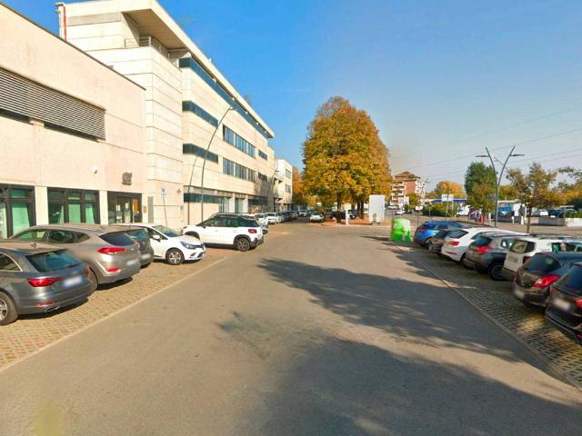 Locale Commerciale in affitto a Golese, Sorbolo