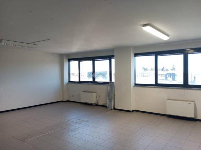 Locale Commerciale in affitto a Vigheffio, Sorbolo