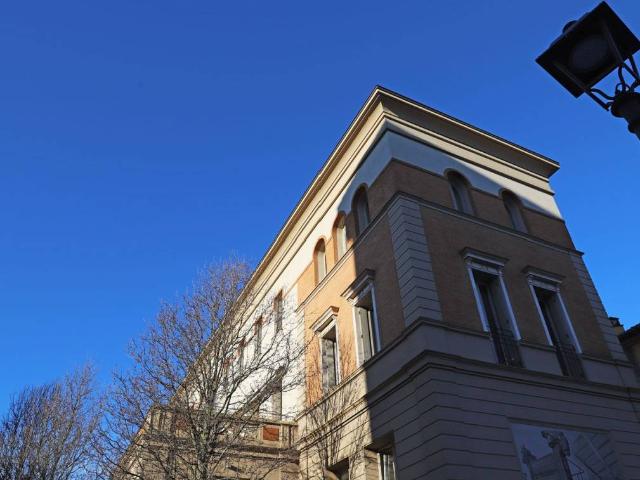 Locale Commerciale in affitto a Sorbolo, Reggio Emilia