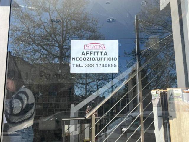 Locale Commerciale in affitto a Sorbolo, Reggio Emilia