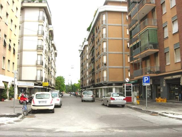 Locale Commerciale in affitto a San Leonardo, Sorbolo