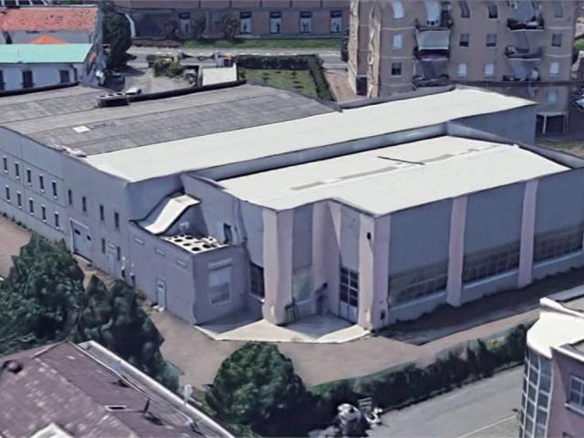 Locale Commerciale in affitto a Parma, Valera