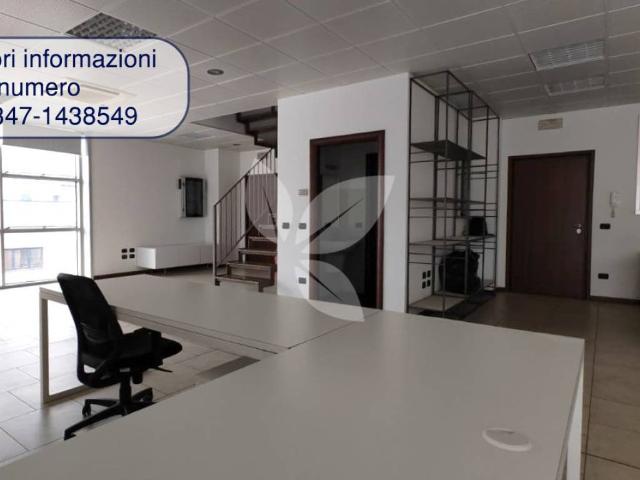 Locale Commerciale in affitto a San Lazzaro, Sorbolo