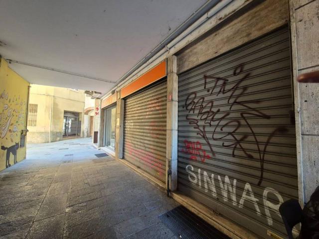Locale Commerciale in affitto a Parma, Parma Centro
