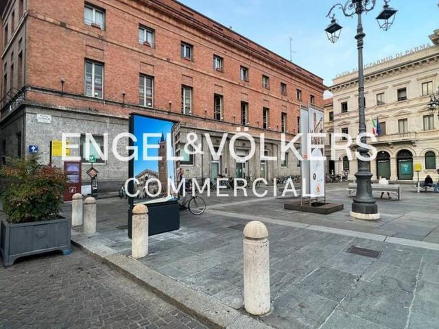Locale Commerciale in affitto a Parma, Parma Centro