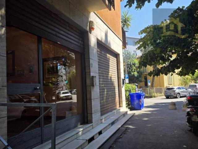 Locale Commerciale in affitto a Sorbolo, Reggio Emilia