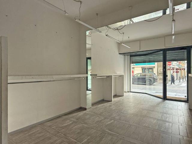 Locale Commerciale in affitto a Parma Centro, Sorbolo