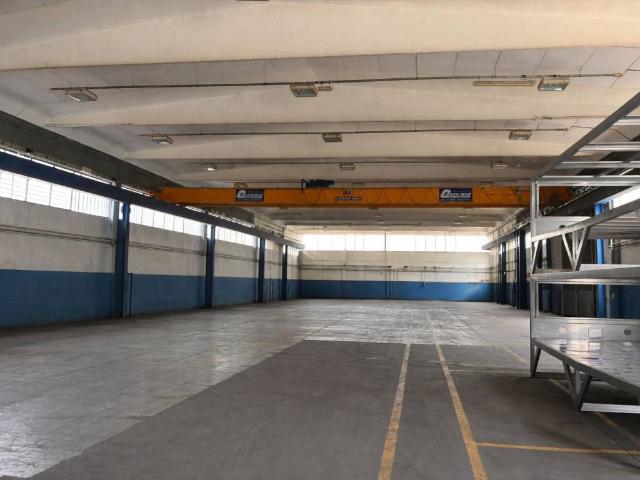 Locale Commerciale in affitto a San Martino, Sorbolo